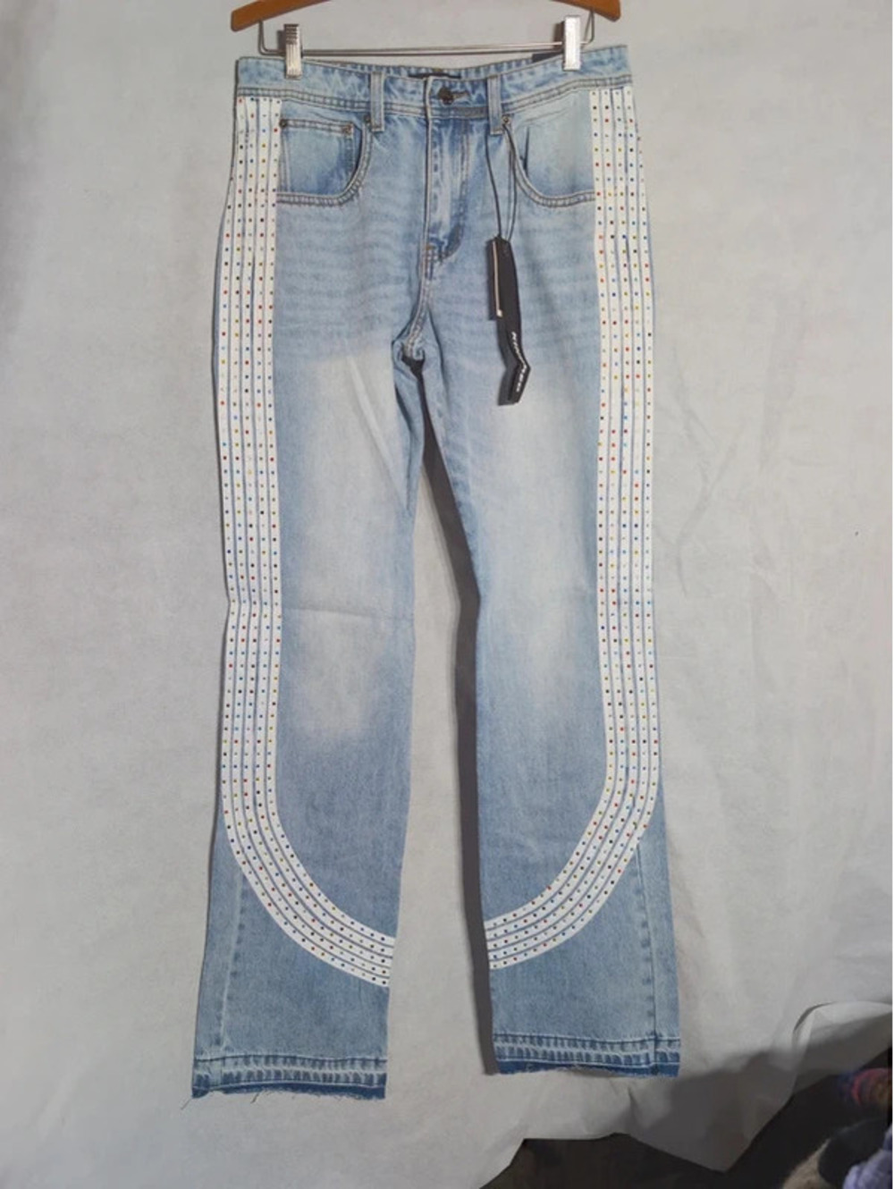 NWT Kindred Faded Rhinestone Side Stripe Jeans 32x36